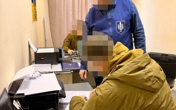 Ex-investigator from Khmelnytskyi embezzled 2.5 million hryvnias, faces 12 years