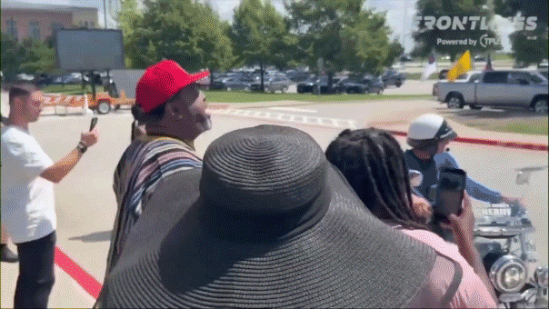 Karmelo Anthony trial ignites dueling crowds turning courthouse into shouting match in racially-charged case