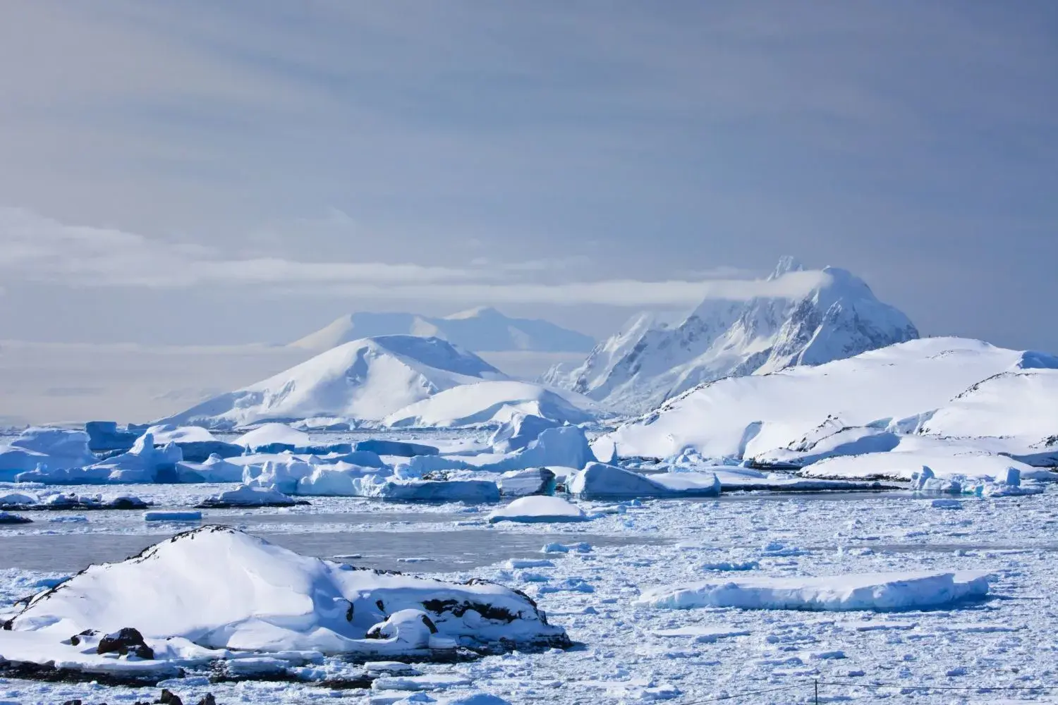 A massive hidden formation found under East Antarctica